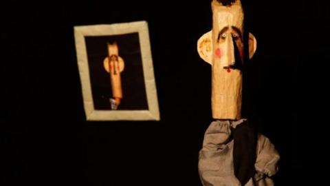 دمية تمثل الدكتاتور من إنجاز المجموعة. المصدر: الصفحة الرسمية للمجموعة على الفيسبوك