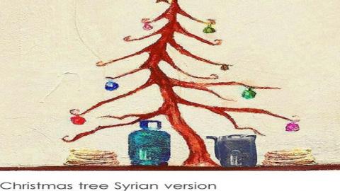 لوحة للفنان وسام الجزائري تمثل شجرة ميلاد بجانبها غاز وخبز كدلالة على وضع السوريين. المصدر: دولتي