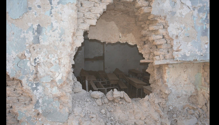 مدرسة سورية تعرضت للتدمير بسبب قصف قوات النطام في بلدات الغوطة الشرقية "تصوير مركز شرارة الإعلاني " 