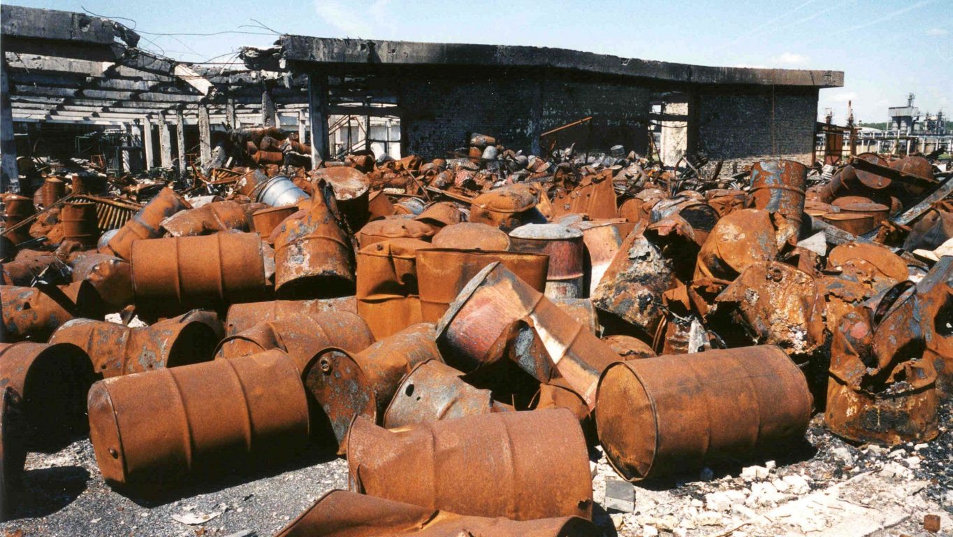 [Photo: Bomb damage at oil refinery, Novi Sad, Serbia - 8-5-2001 (UNEP)].